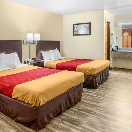 Econo Lodge Near Missouri University Of Science And Technology Rolla Kültér fotó