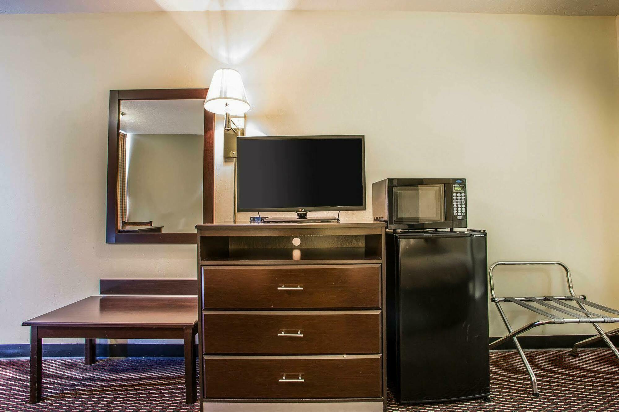 Econo Lodge Near Missouri University Of Science And Technology Rolla Kültér fotó